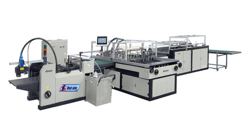 【供應(yīng) ZFM-900A型全自動封面機(jī)(光電糾偏定位型) 皮殼機(jī)】價(jià)格,廠家,圖片,其他印后設(shè)備,義烏市瑞鑫印刷機(jī)械商行-